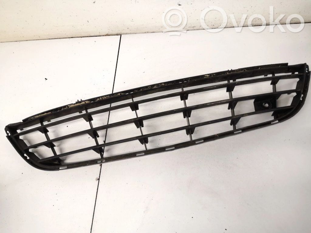 Opel Corsa D Mascherina inferiore del paraurti anteriore
