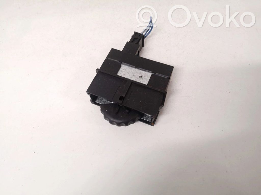 Renault Laguna I Headlight level height control switch 