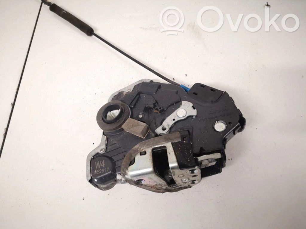 Toyota Avensis T270 Serratura portiera anteriore