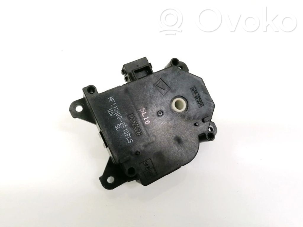 Toyota Avensis T270 Moteur / actionneur de volet de climatisation