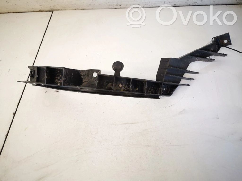 Volkswagen Golf IV Suport montare bară spate