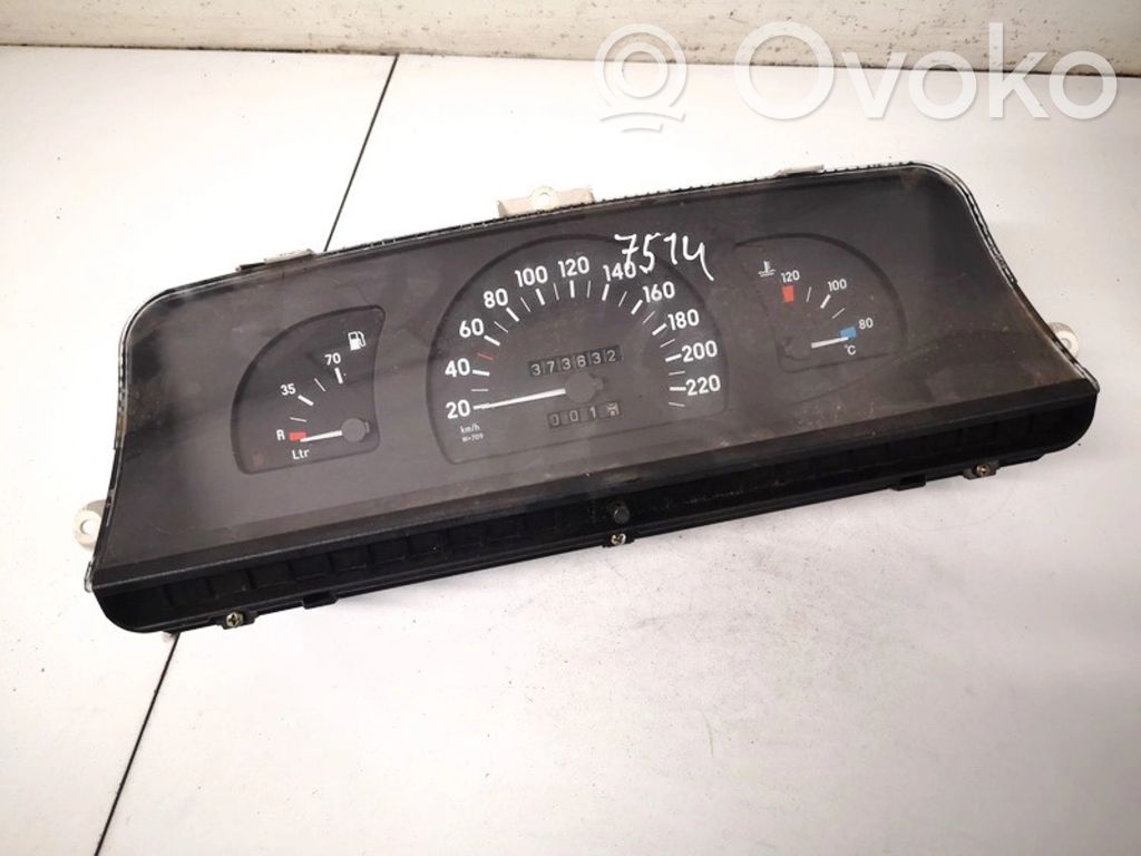 Opel Omega A Vitezometru (grup de instrumente) 