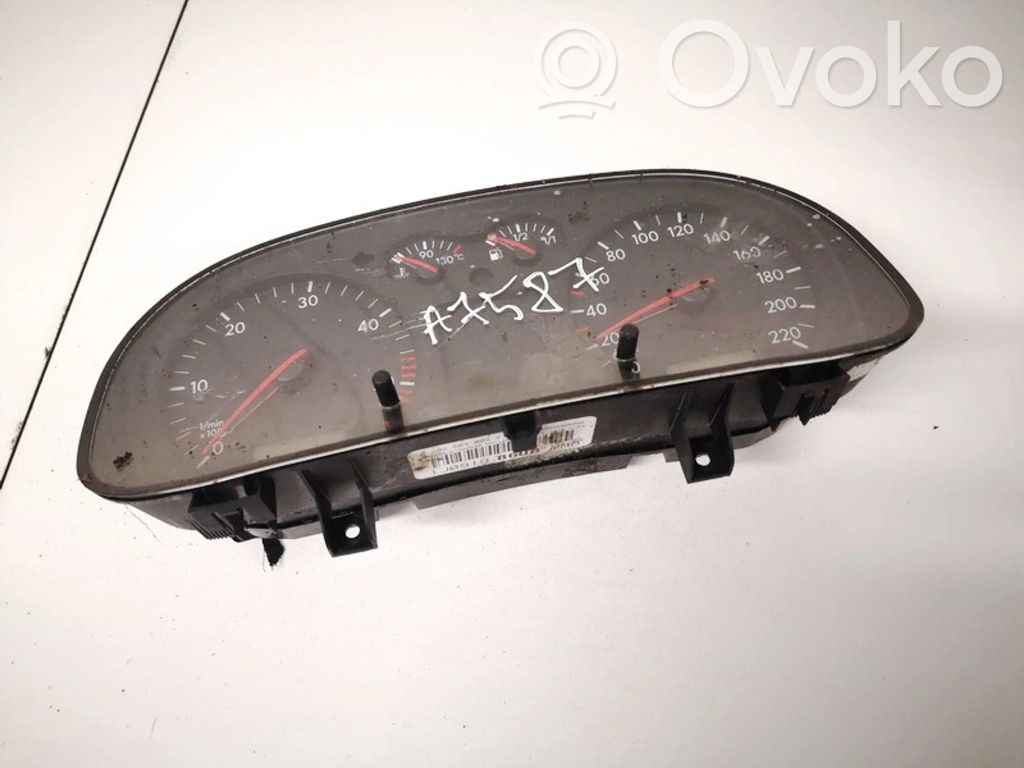 Volkswagen Golf IV Vitezometru (grup de instrumente) 