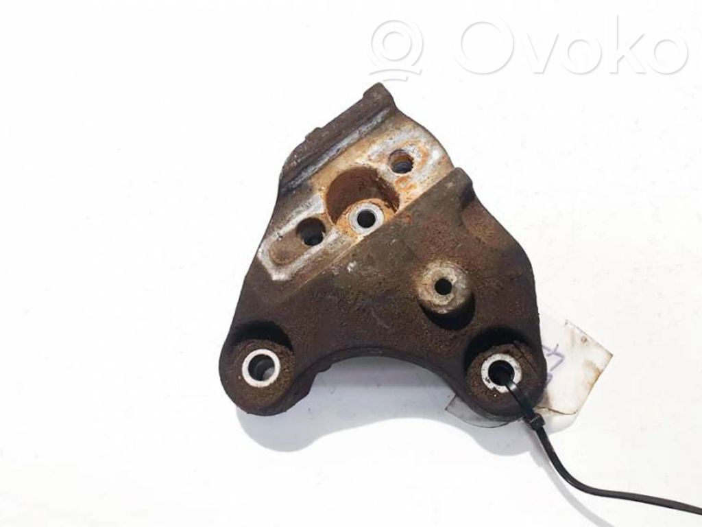 Citroen C3 Engine mounting bracket 