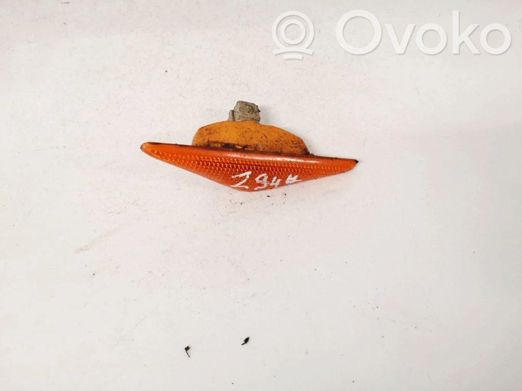Ford Focus Indicatore di direzione del parafango anteriore 