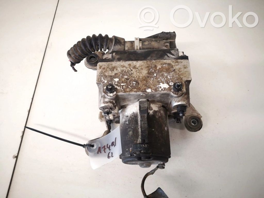 Audi A4 S4 B5 8D Bomba de ABS 