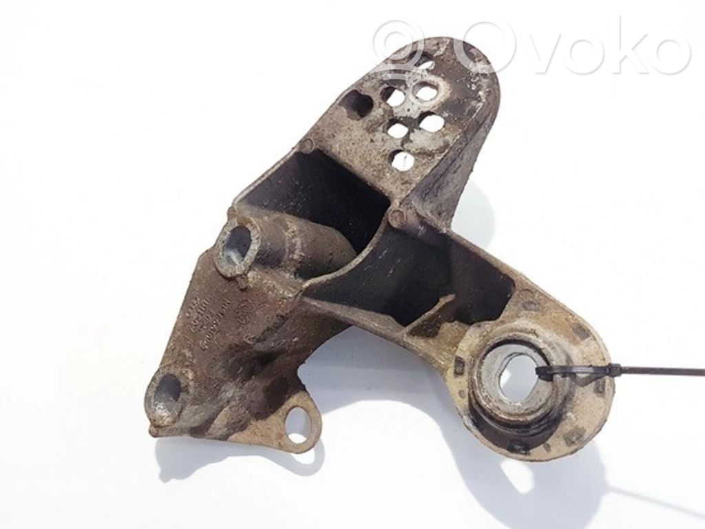 Audi A4 S4 B5 8D Suport motor 