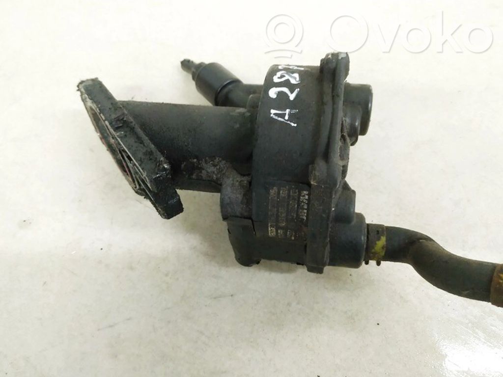 Ford Escort Alipainepumppu 