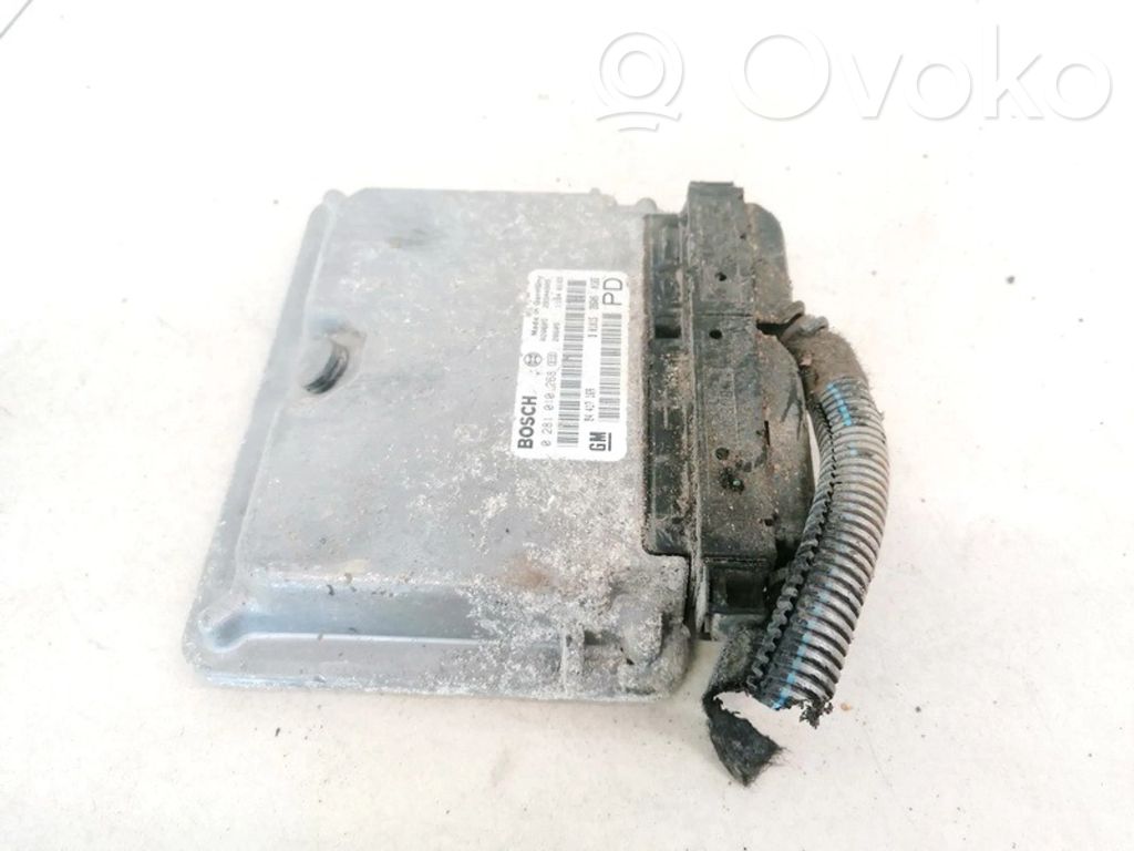 Opel Zafira A Centralina/modulo del motore