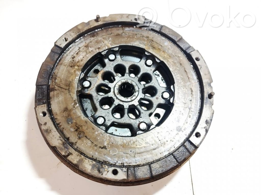 Volante motor   01B141025E,0B1105266N,01B141025E,0B1105266N