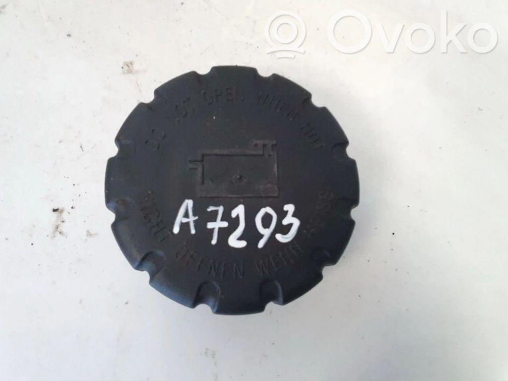 Mercedes-Benz ML W164 Tapón del depósito de refrigerante 