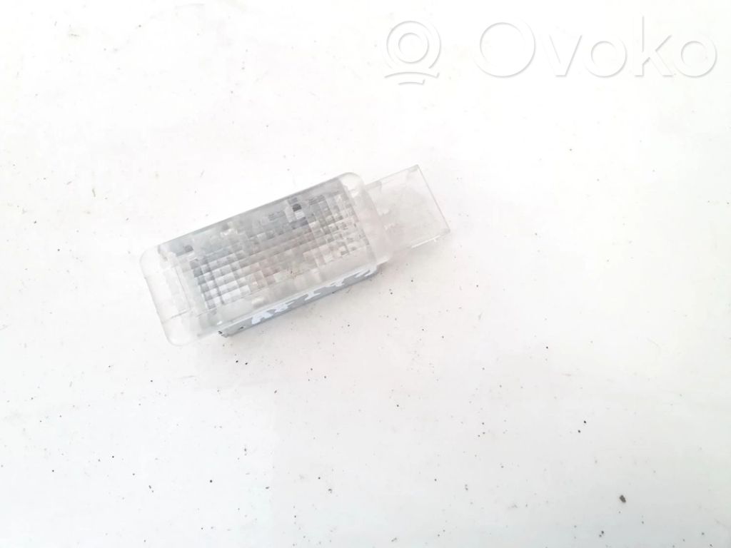Otras luces interiores   6L0947565,6L0947565