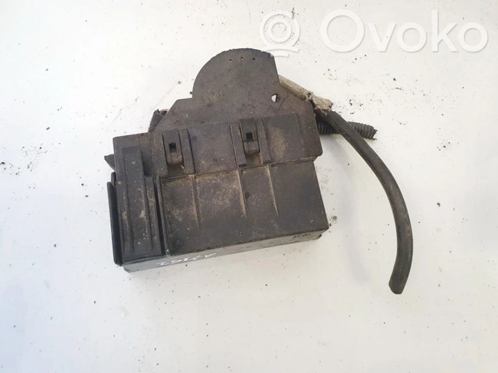 Opel Zafira A Set scatola dei fusibili 