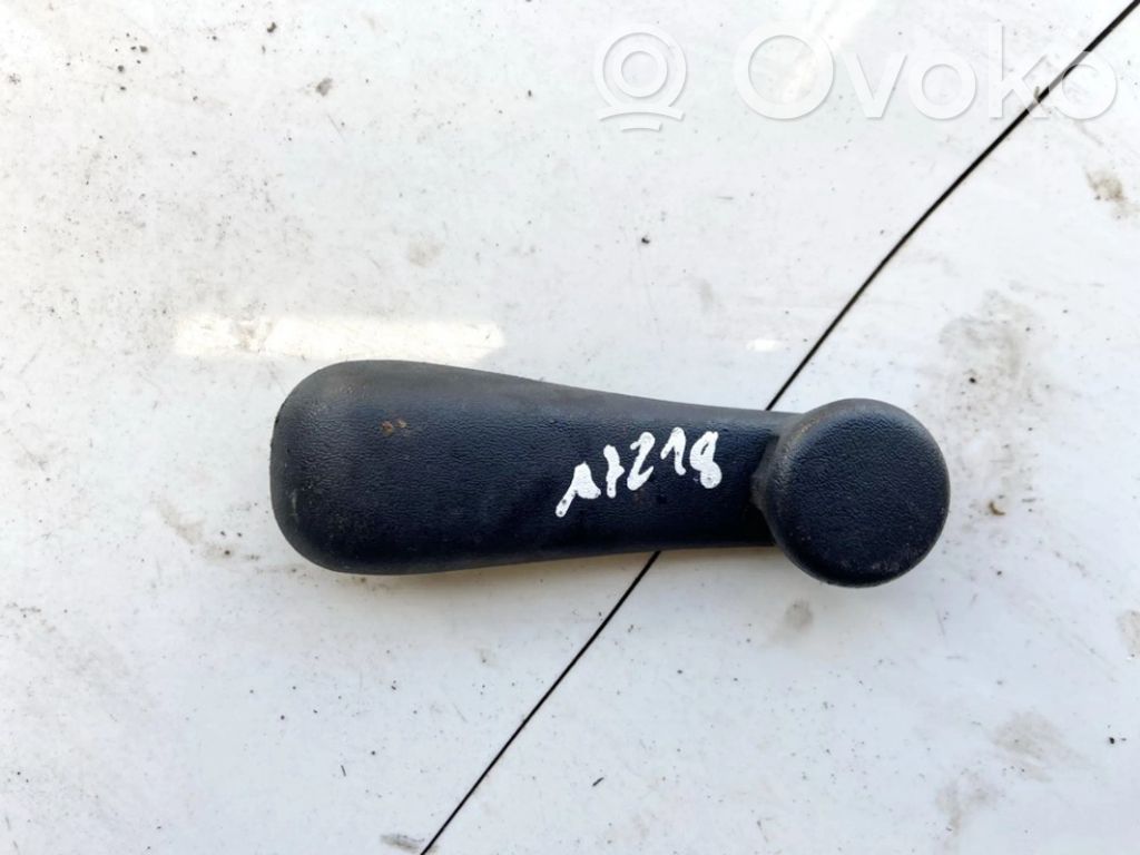 Toyota Avensis T220 Inne części karoserii