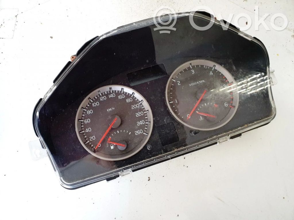 Volvo V50 Speedometer (instrument cluster) 