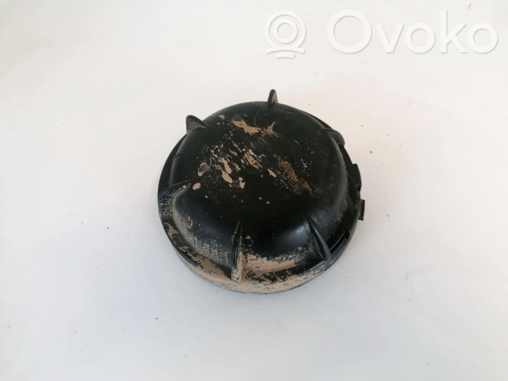 Volkswagen Vento Cache-poussière de phare avant 