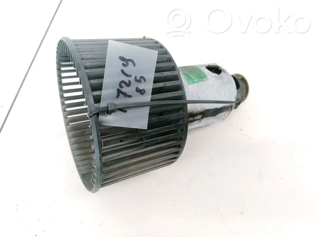 Audi 100 200 5000 C3 Wentylator nawiewu / Dmuchawa 