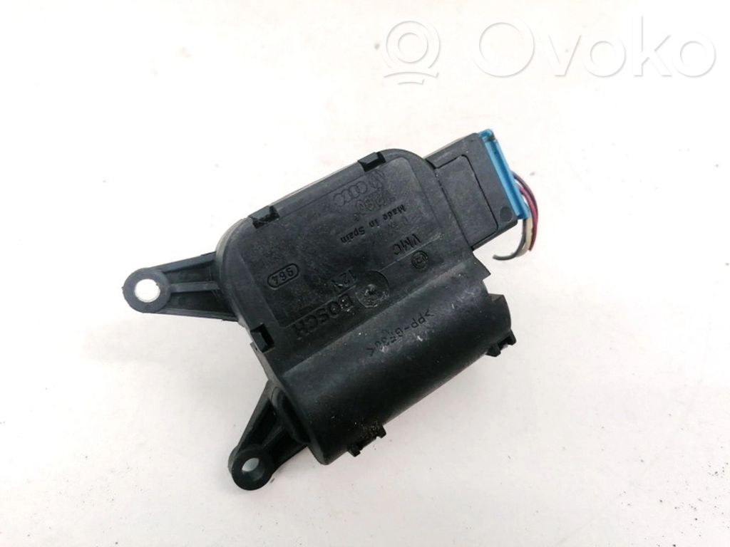 Audi A4 S4 B6 8E 8H Motorino attuatore aria
