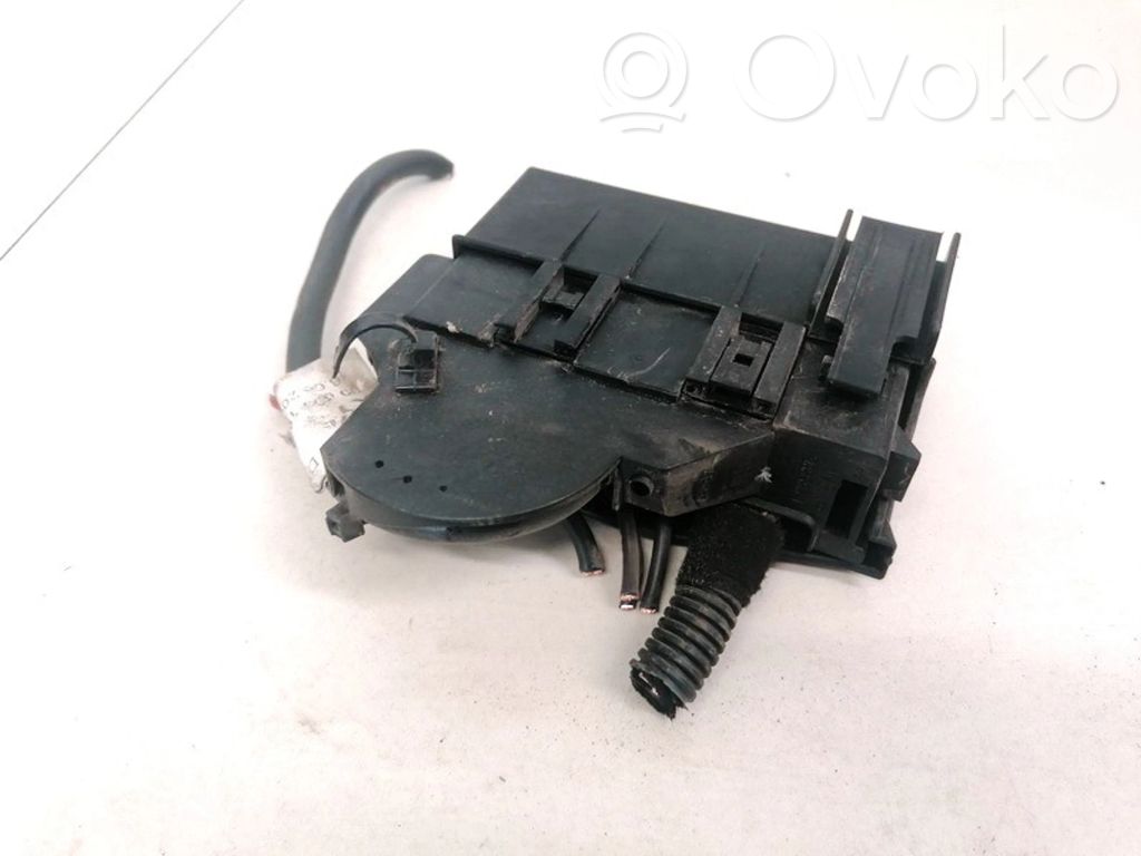 Opel Zafira A Set scatola dei fusibili 