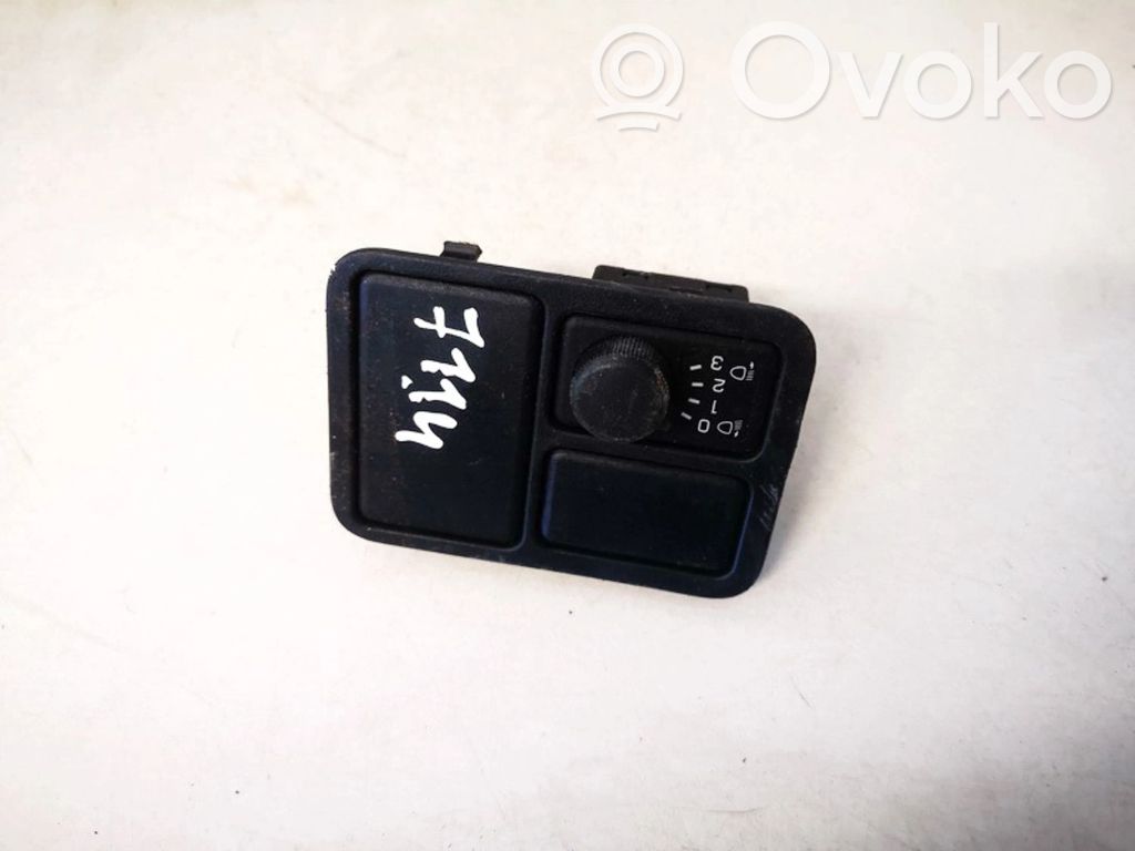 Nissan Almera N16 Comutator control nivel faruri 