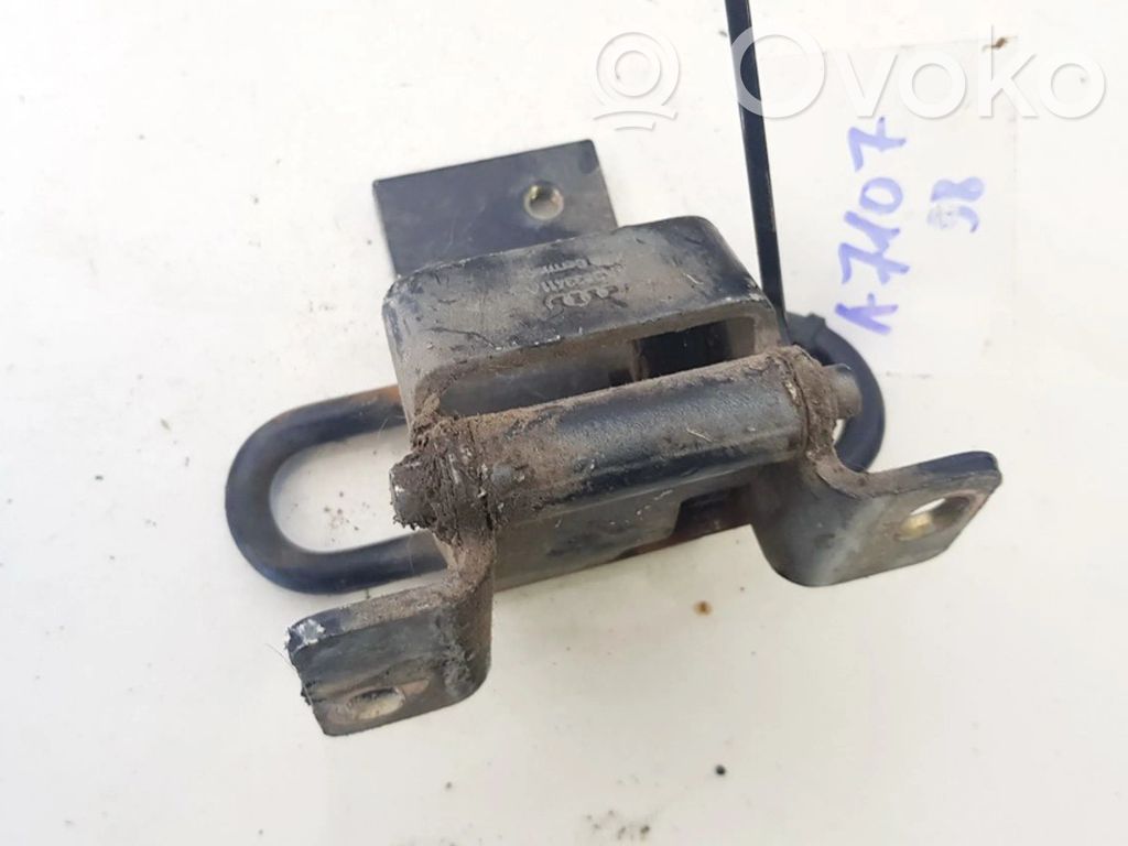 Audi A4 S4 B5 8D Balama inferioară ușă spate