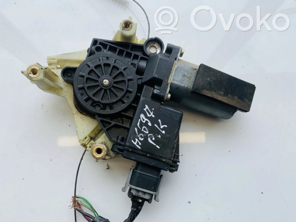Mitsubishi Space Star Motor del regulador de la ventanilla de la puerta delantera 