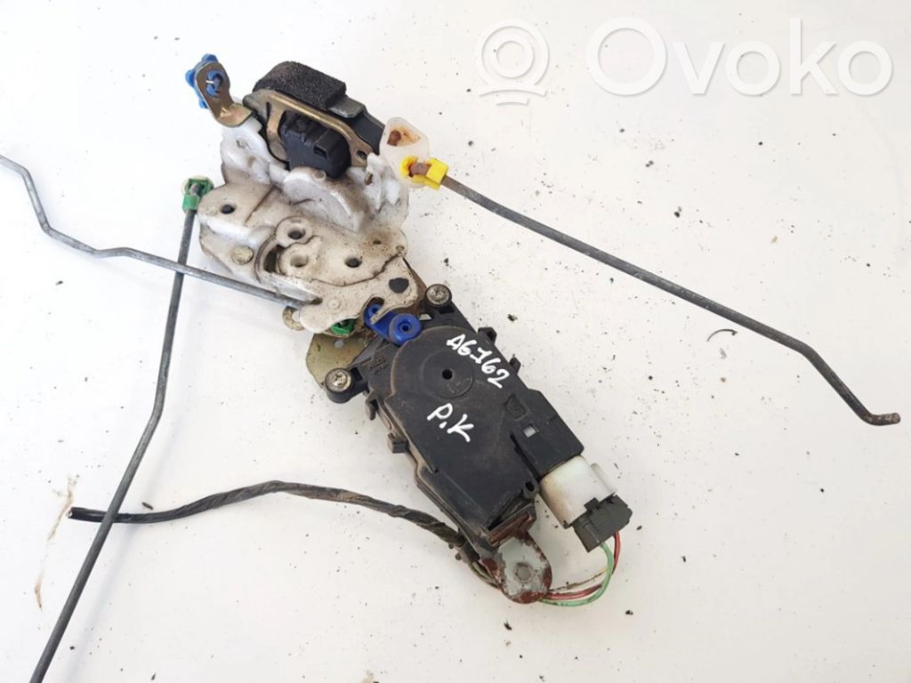Subaru Forester SF Front door lock 