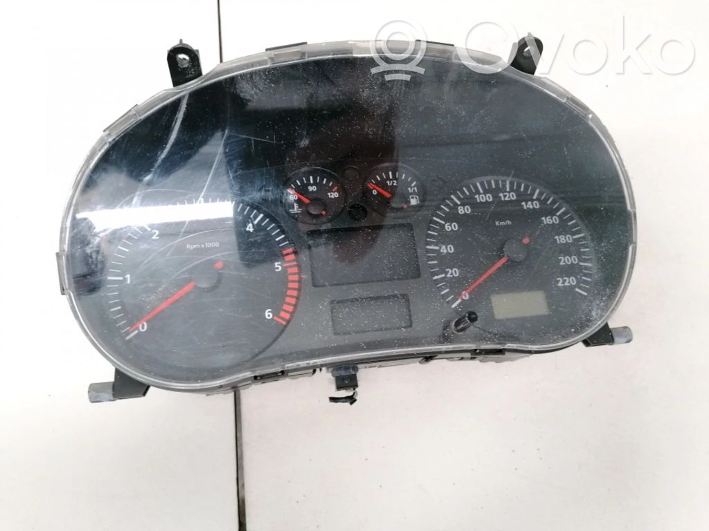 Seat Cordoba (6K) Geschwindigkeitsmesser Cockpit 