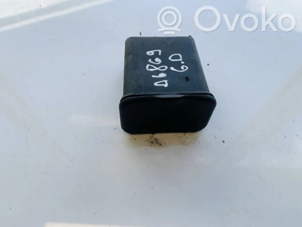 Opel Zafira A Aschenbecher 