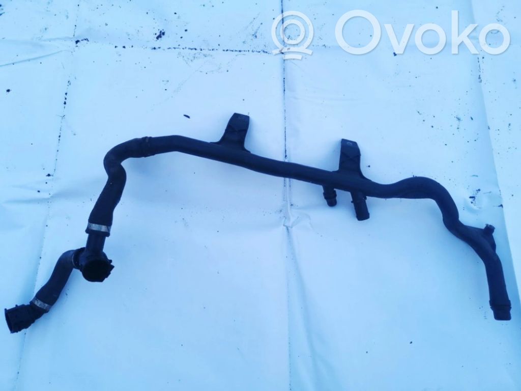 BMW 1 E81 E87 Engine coolant pipe/hose 