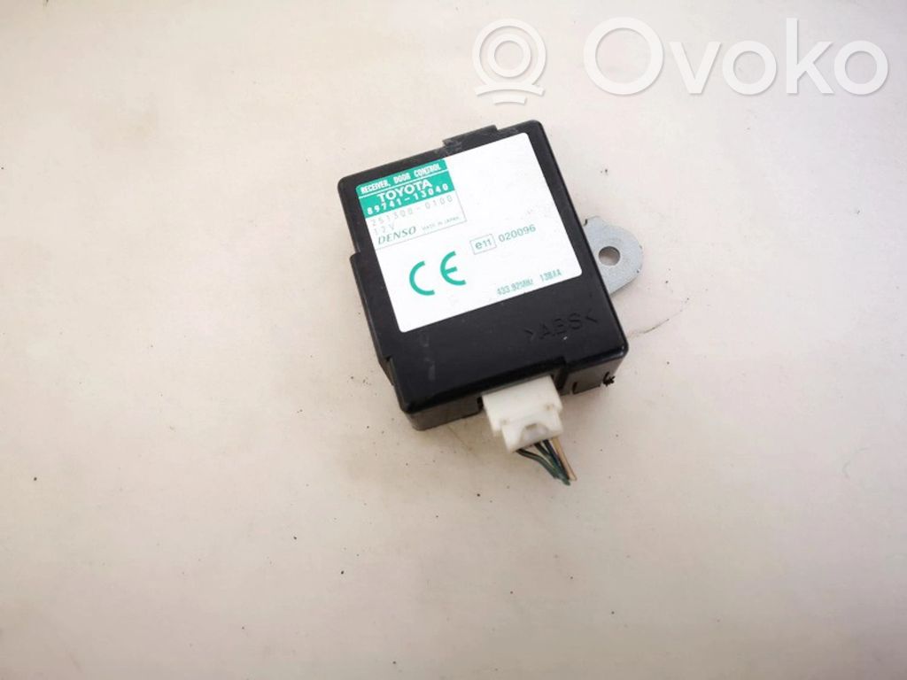 Toyota Corolla Verso E121 Centralina/modulo portiere