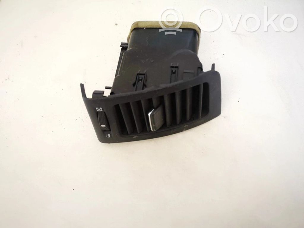 Toyota Corolla Verso E121 Griglia di ventilazione centrale cruscotto 