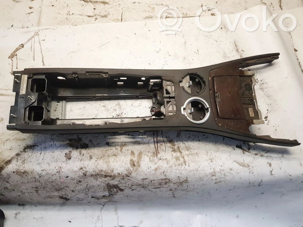 BMW 7 E65 E66 Cita veida salona detaļa 