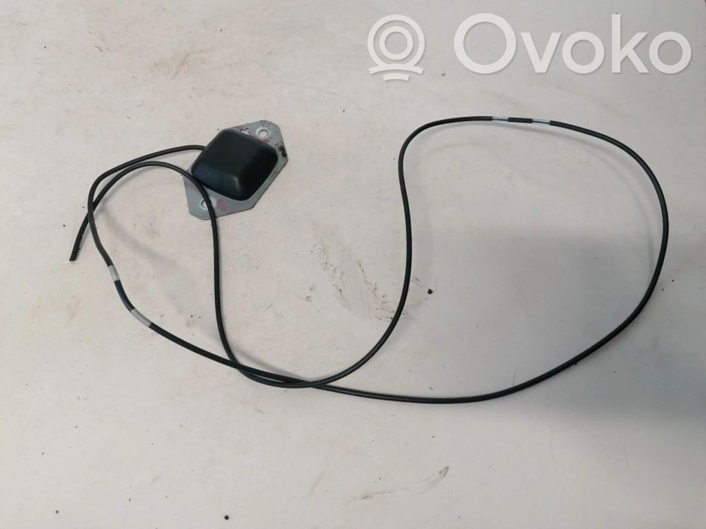 Chrysler PT Cruiser GPS-pystyantenni 