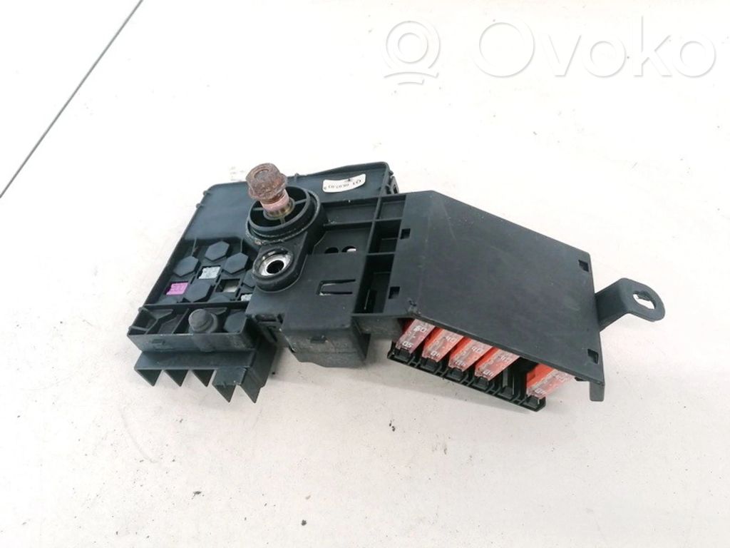 Mercedes-Benz E W211 Cavo positivo (batteria)