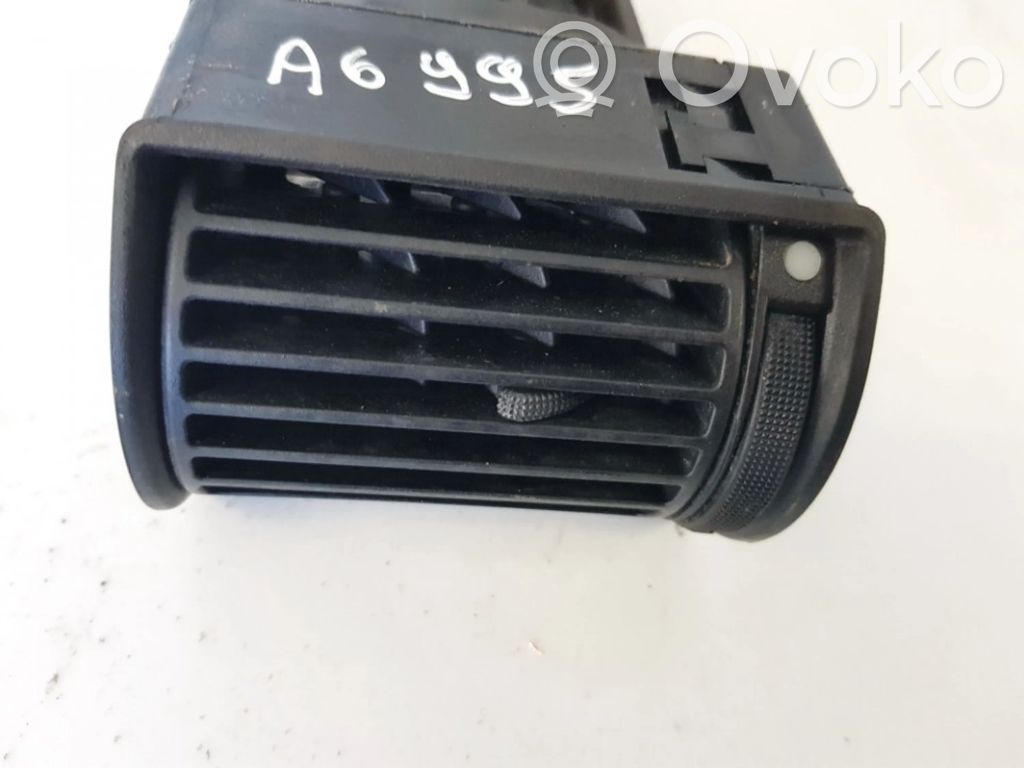 Audi A6 S6 C4 4A Rejilla de ventilación central del panel 