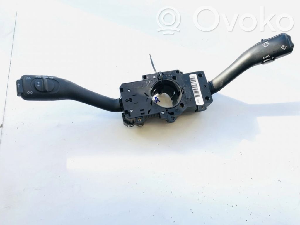 Audi A6 S6 C5 4B Leva/interruttore dell’indicatore di direzione e tergicristallo