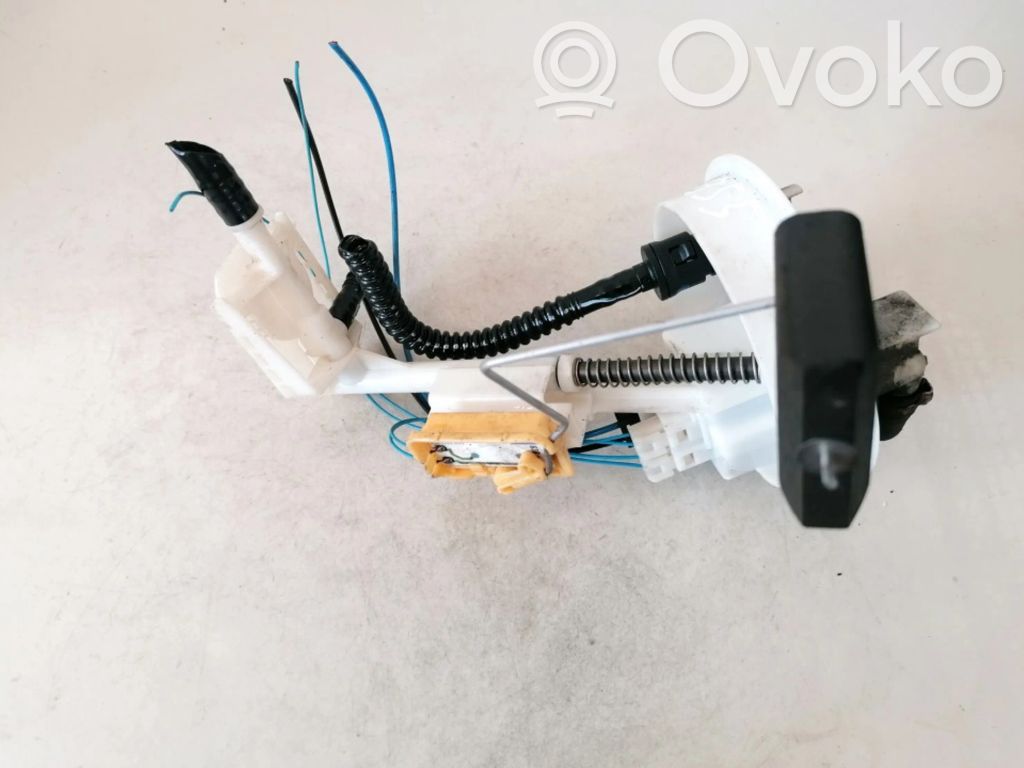 Mercedes-Benz E W211 Sensore di livello del carburante