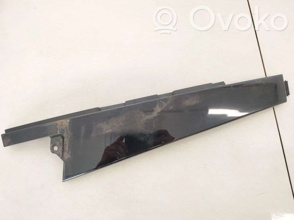 Jaguar I-Pace Rivestimento modanatura del vetro della portiera posteriore 
