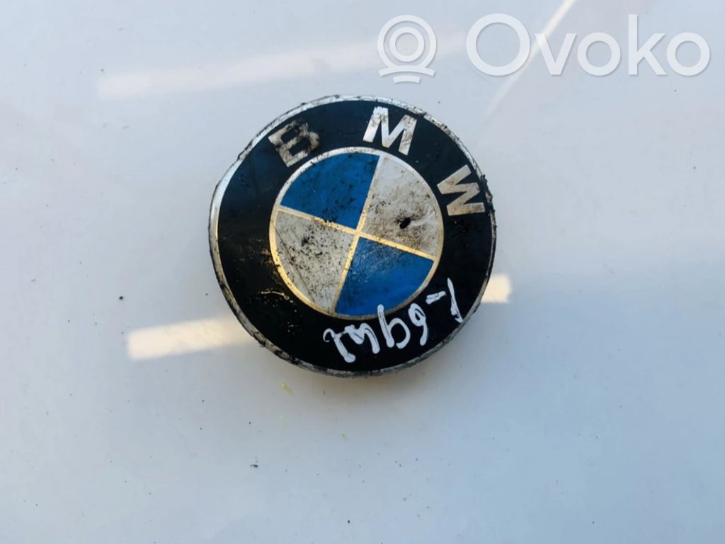 BMW 1 E81 E87 Alkuperäinen pölykapseli 