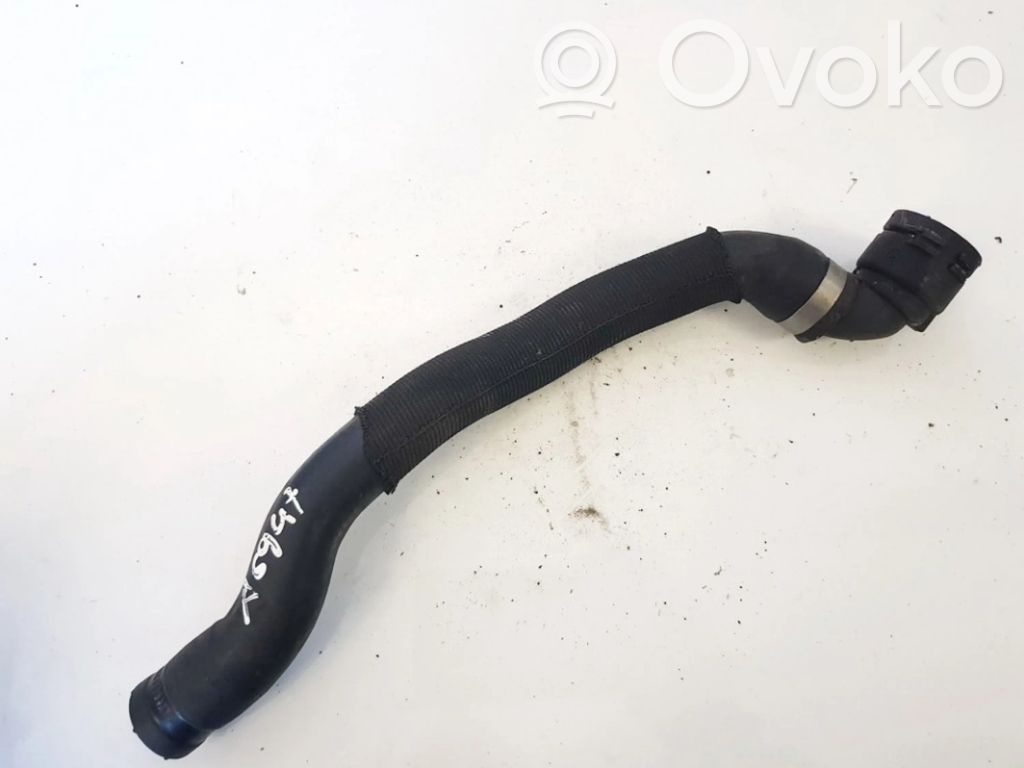 BMW 1 E81 E87 Tubo flessibile del liquido di raffreddamento del motore
