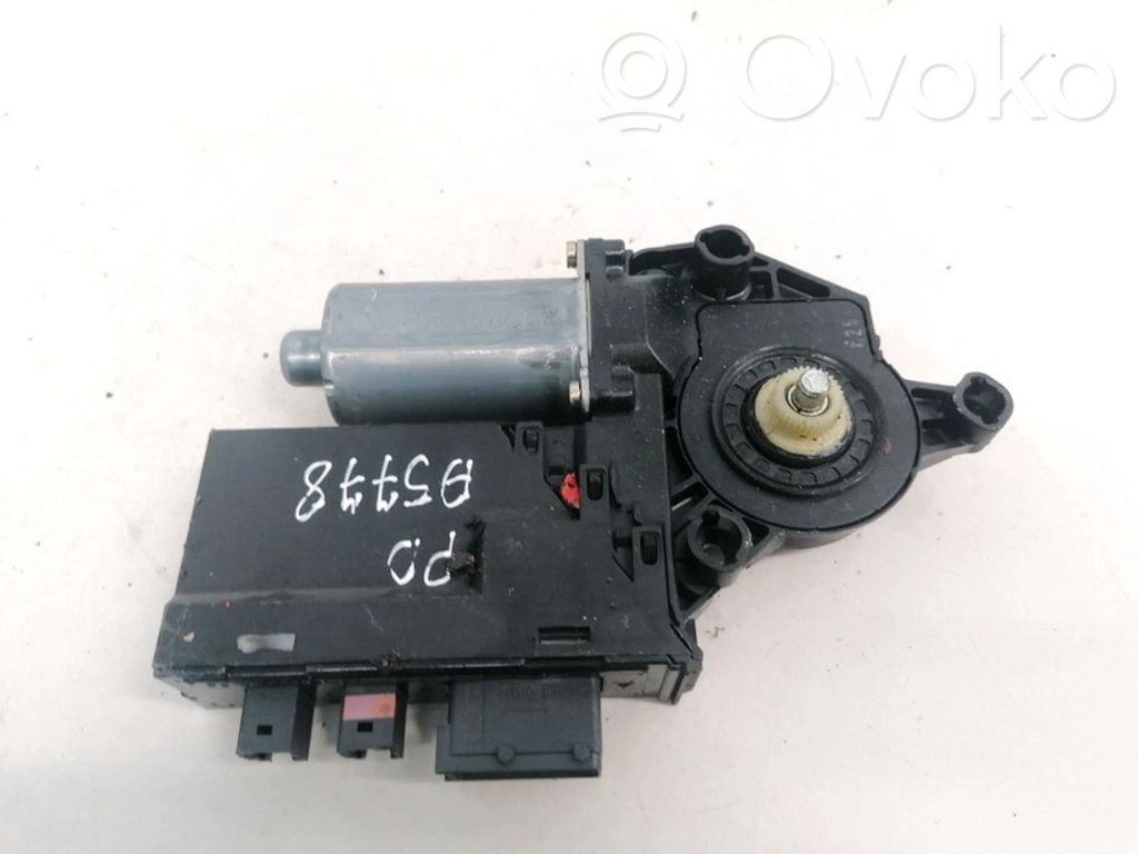 Peugeot 307 Motorino alzacristalli della portiera anteriore 