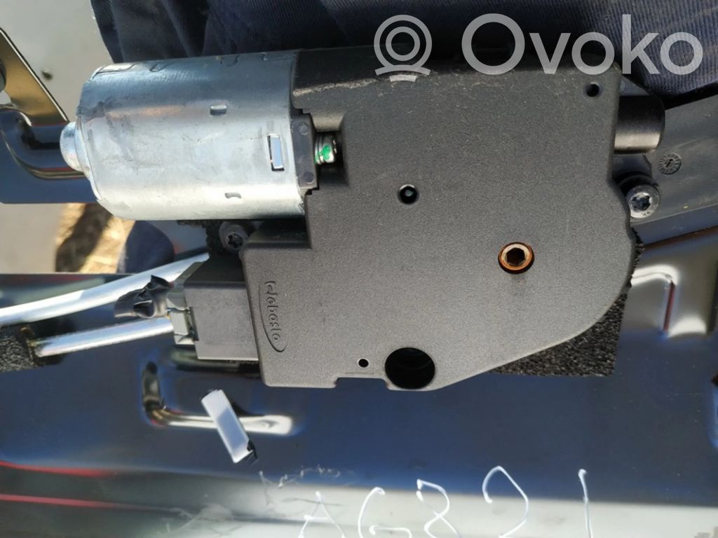 Nissan Qashqai Motor/actuator trapă 