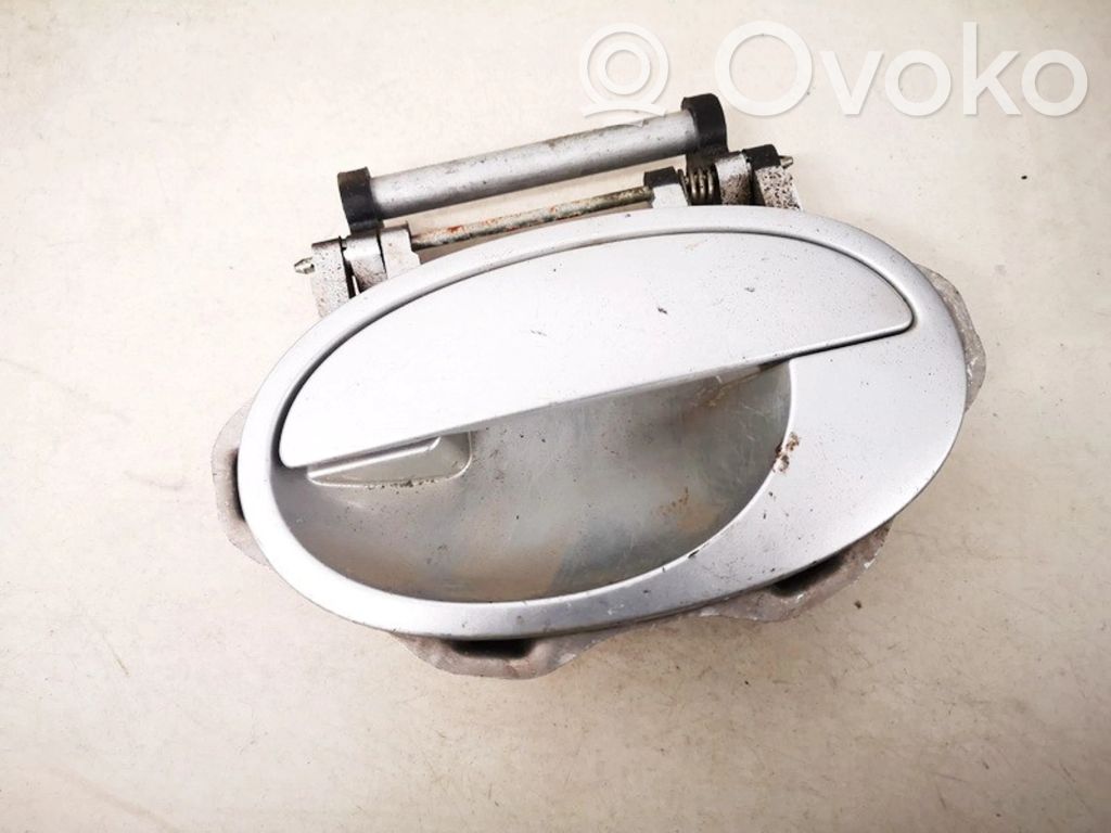Manecilla externa puerta delantera   3048604,3048604