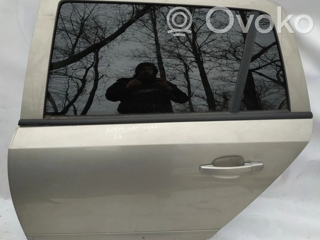 Opel Astra H Rear door 