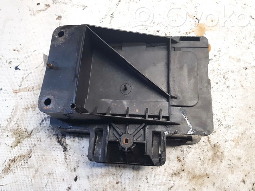 Ford Focus Battery box tray 