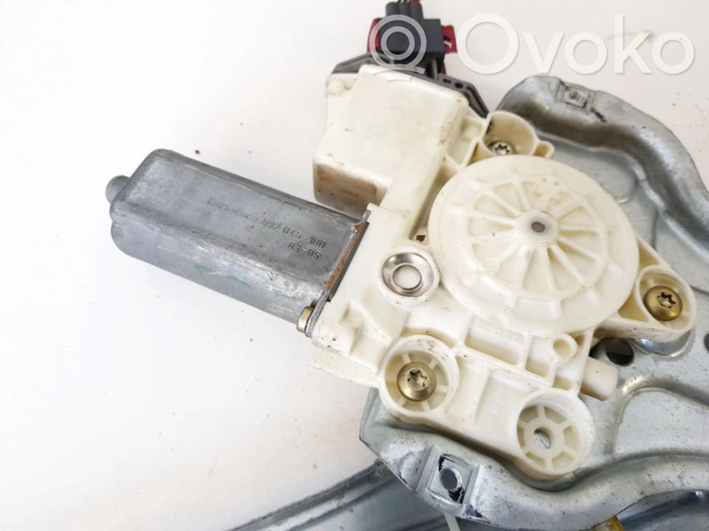 Toyota Avensis T250 Motor macara geam ușă spate 