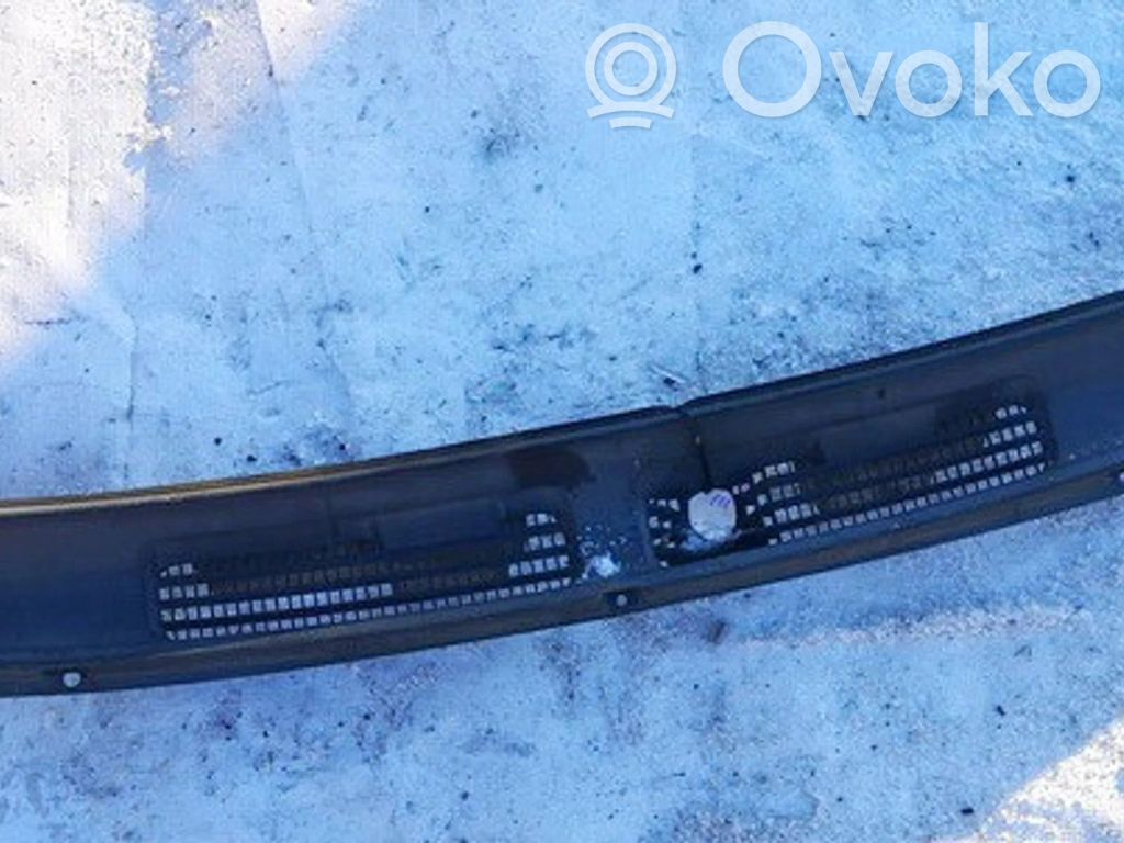 Volvo S40, V40 Rivestimento del tergicristallo