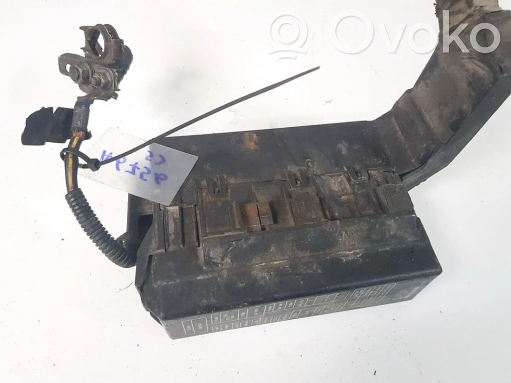 Nissan Primera Set scatola dei fusibili 
