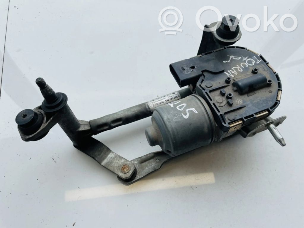 Volkswagen Touran I Tringlerie et moteur d'essuie-glace avant
